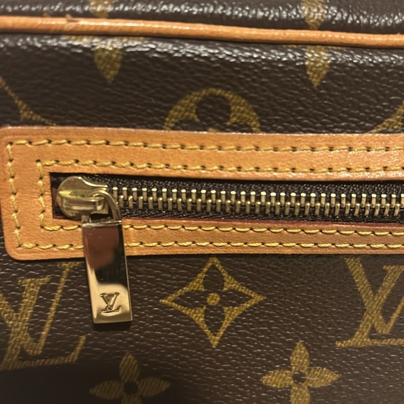 Louis Vuitton Pochette Cite Shoulder Bag Monogram Brown - Picture 13 of 13